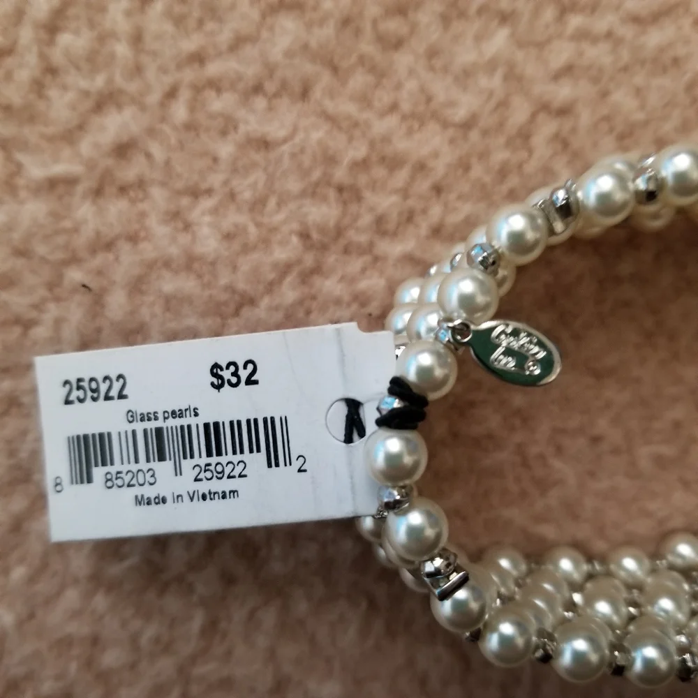 Cookie Lee Faux Pearl Multi Strand Stretch Bracelet Silver Tone NWT
